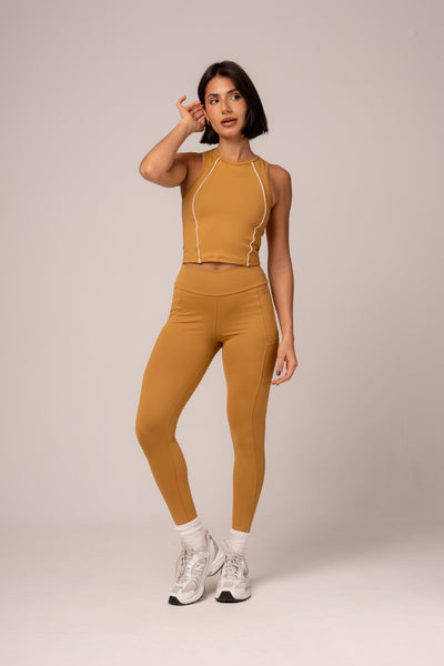 Conjunto Legging bolsos e Top Alongado Cosmo Mostarda