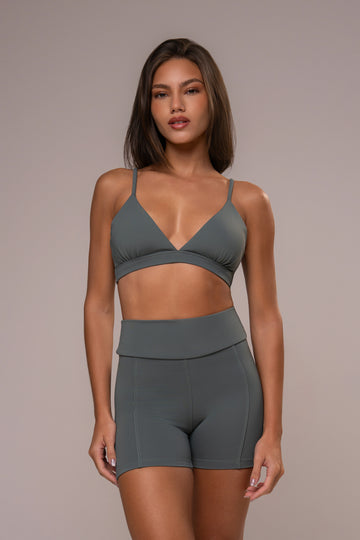 Conjunto Cosmo Short e Top V Verde Acizentado