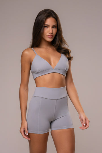 Conjunto Cosmo Short e Top V Cinza