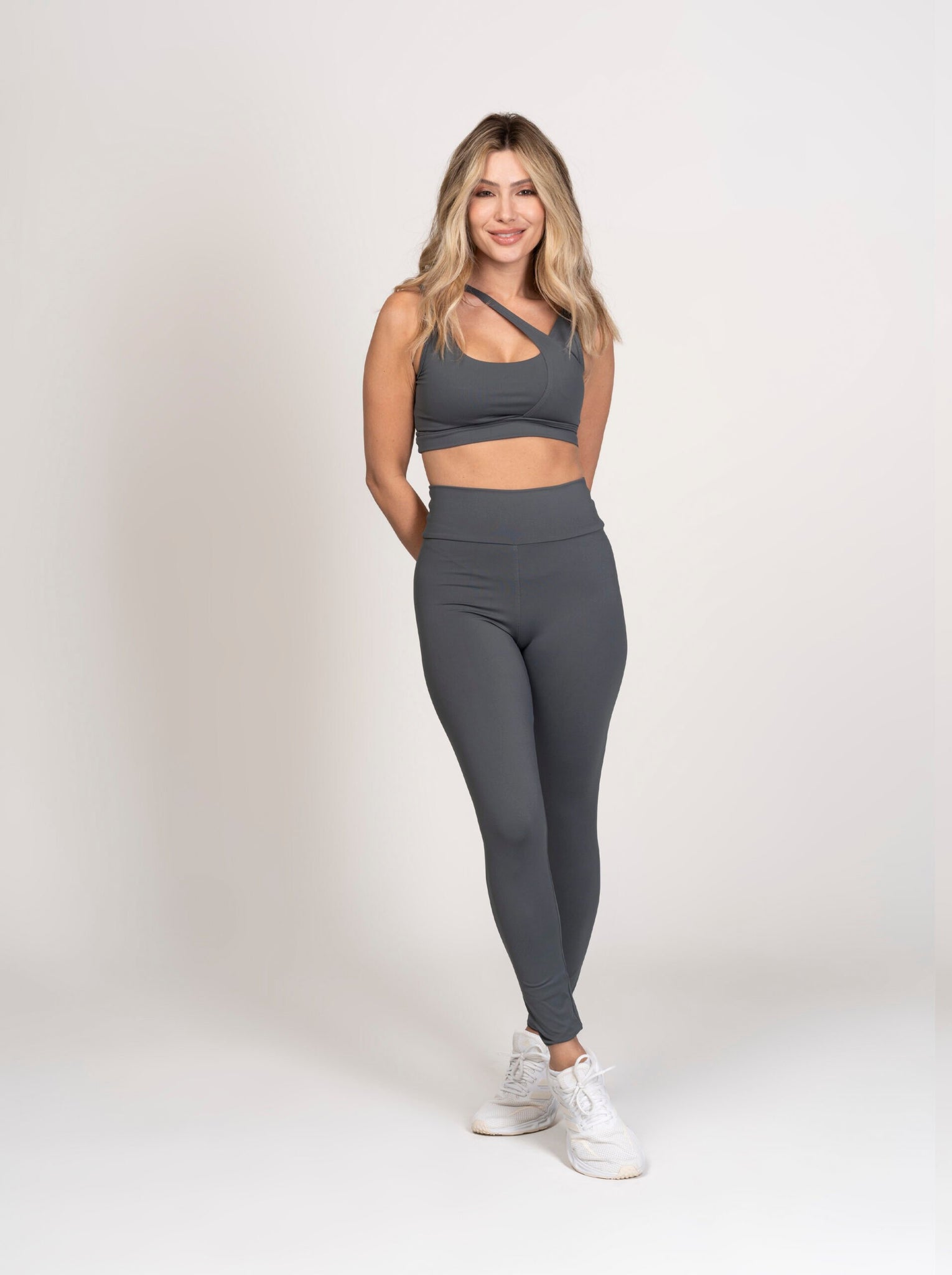 Conjunto Essentials Legging e Top Jolie Grafite