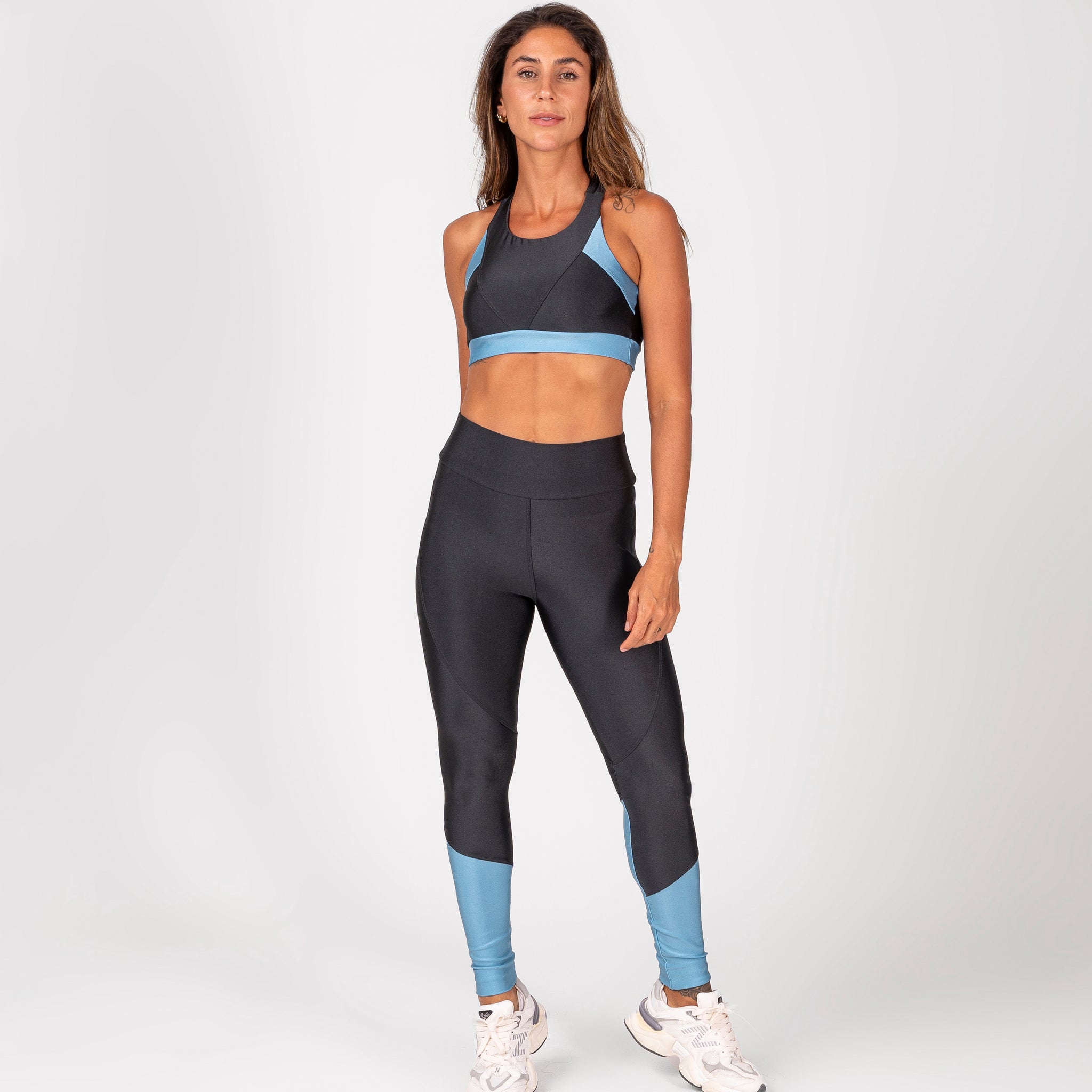 Conjunto Legging e Top Recortes Premium Grafite e Azul Suave