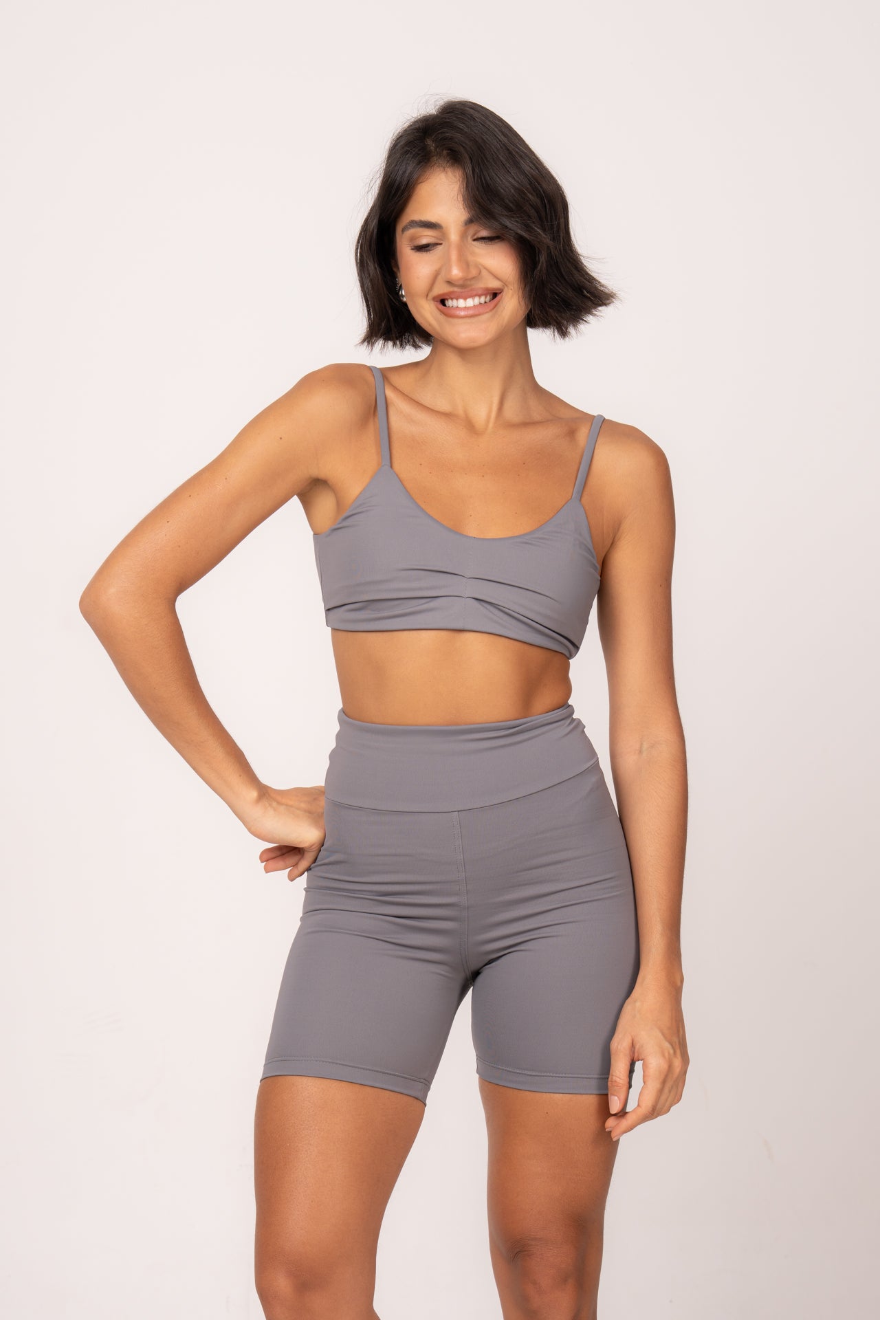Conjunto Short e Top Fita Essentials Cinza