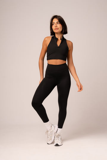 Conjunto Essentials Legging e Top Zíper Preto