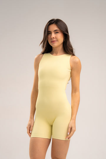 Macaquinho Halter Neck Flow Butter Yellow