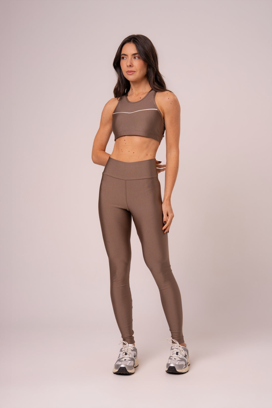 Conjunto Legging e Top Intense Glow Castanho