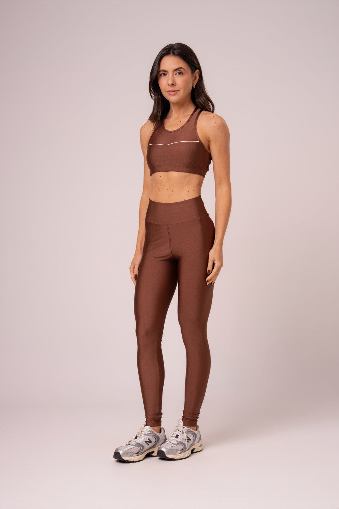 Conjunto Legging e Top Intense Glow Avelã