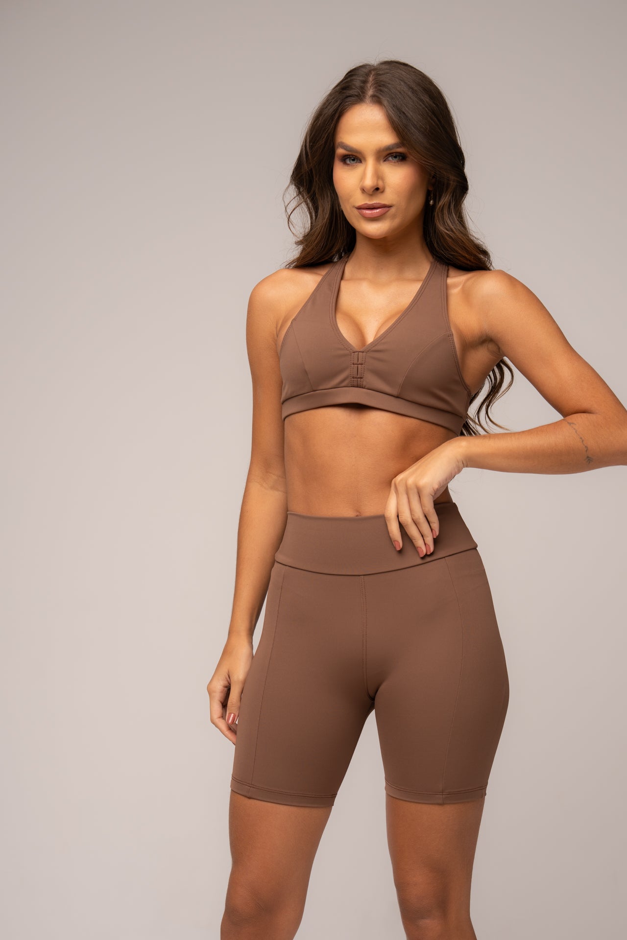 Conjunto Fitness Short e Top Nadador Chocolate