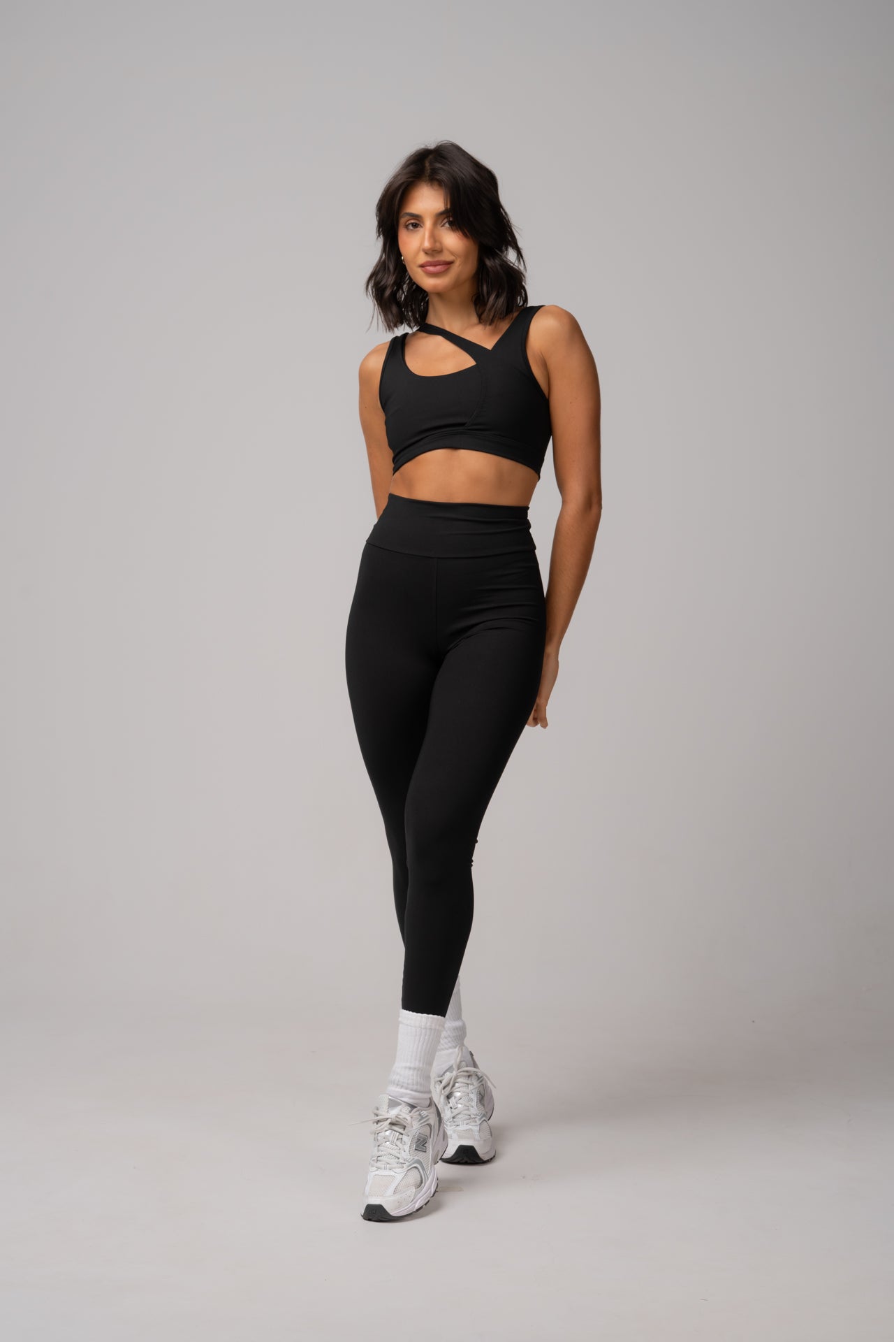 Conjunto Legging e Top Jolie Essentials Preto