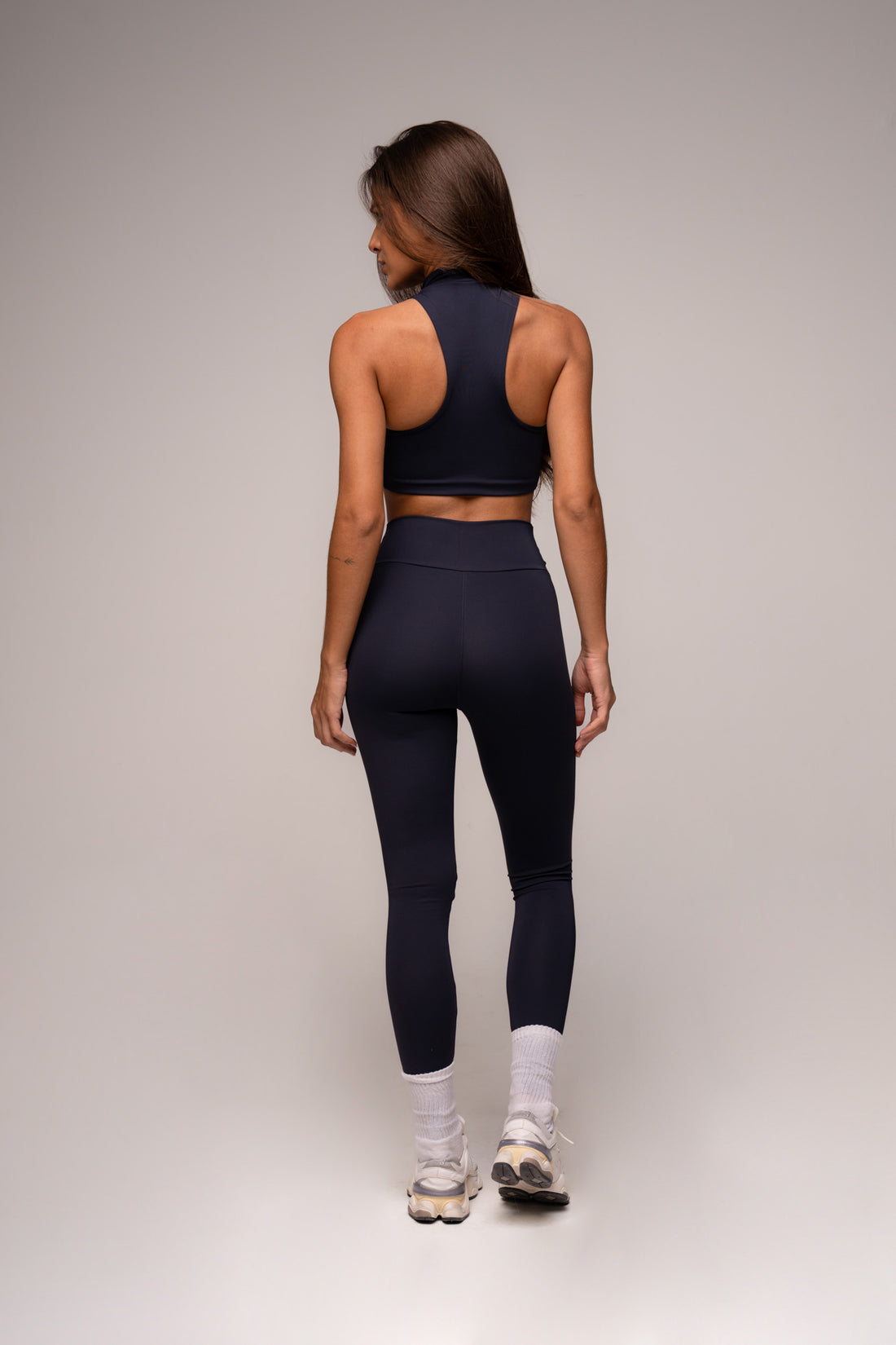 Conjunto Essentials Legging e Top Zíper Grafite