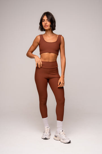Conjunto Legging e Top Alças Retas Avelã Flow