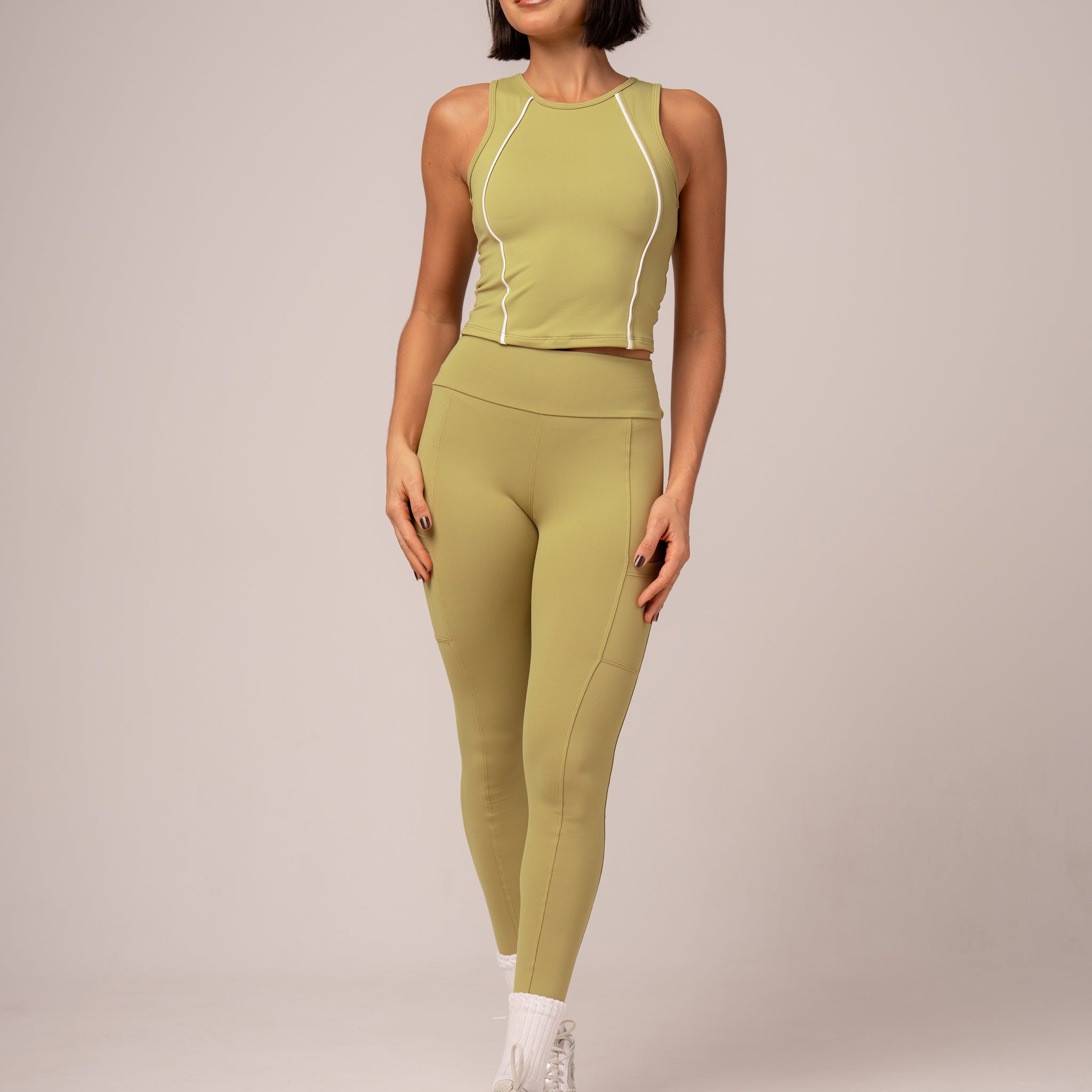 Conjunto Legging bolsos e Top Alongado Cosmo Pistache