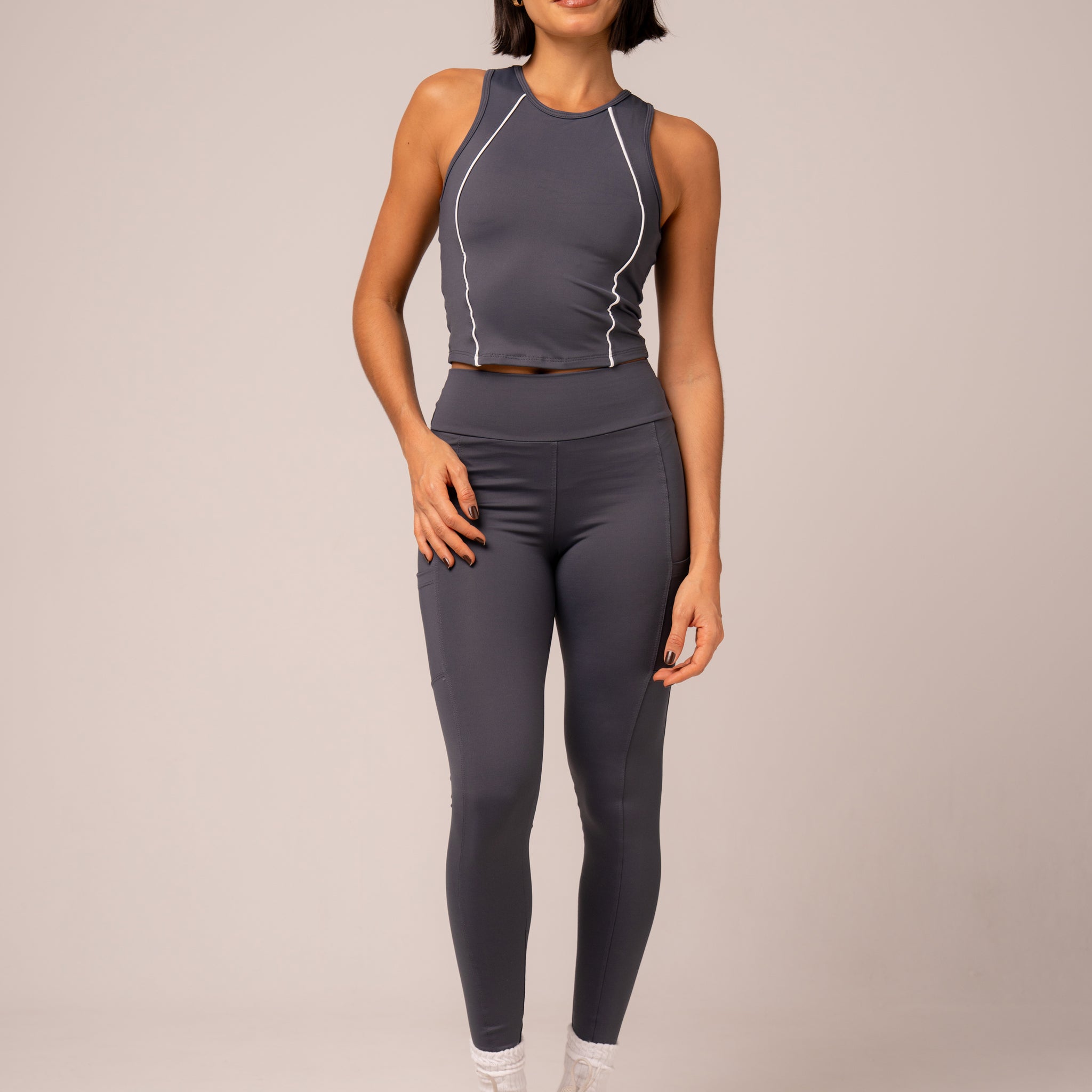 Conjunto Legging bolsos e Top Alongado Cosmo Grafite