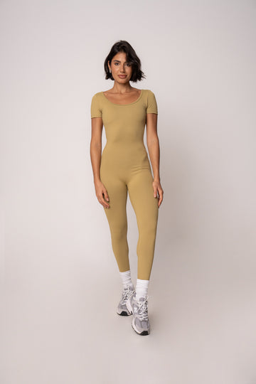 Macacão Longo Essentials Pistache