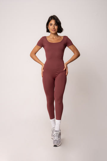 Macacão Longo Essentials Marsala