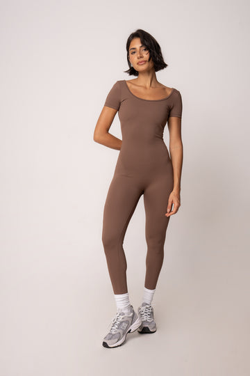 Macacão Longo Essentials Chocolate