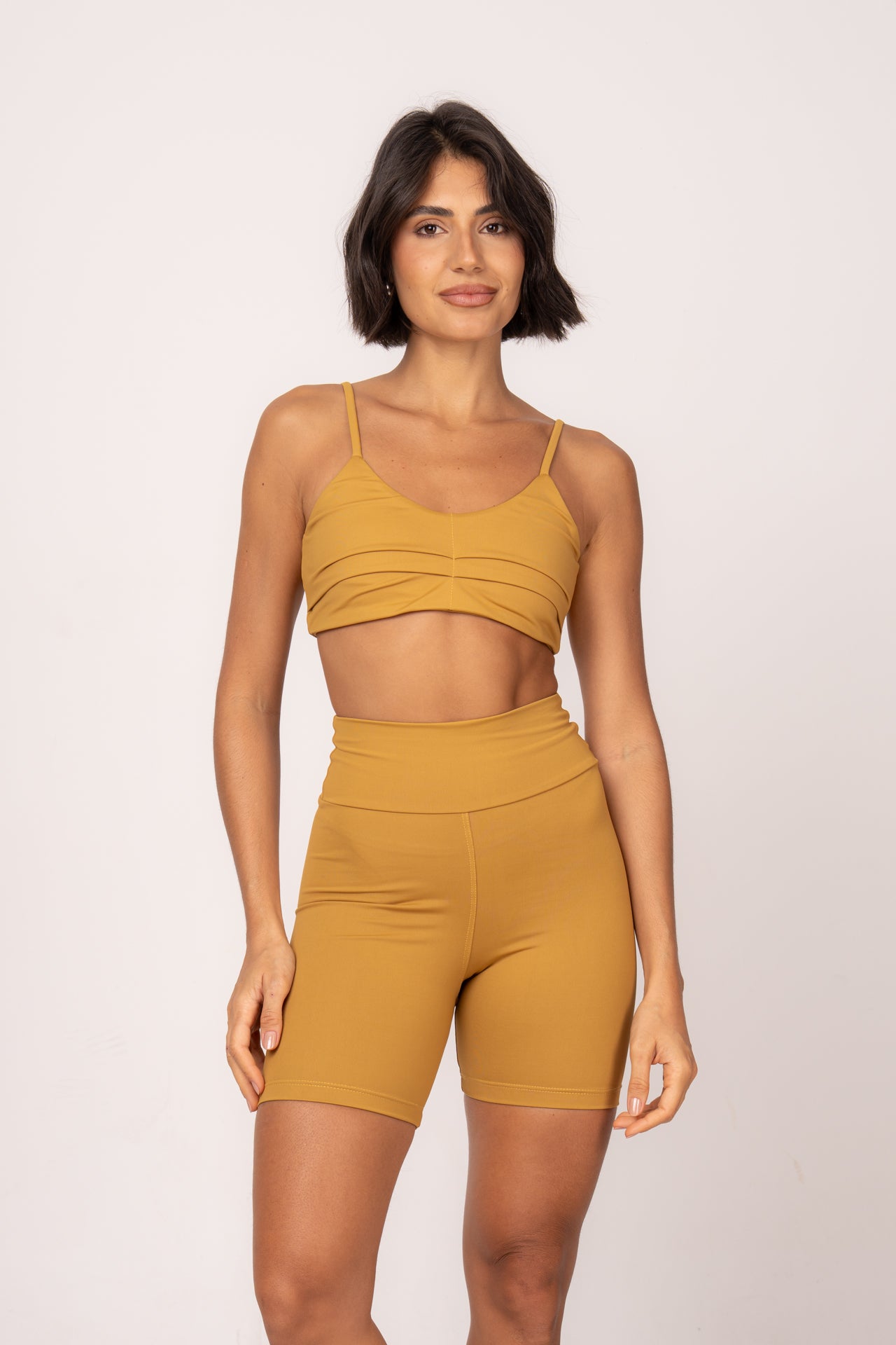 Conjunto Short e Top Fita Essentials Mostarda