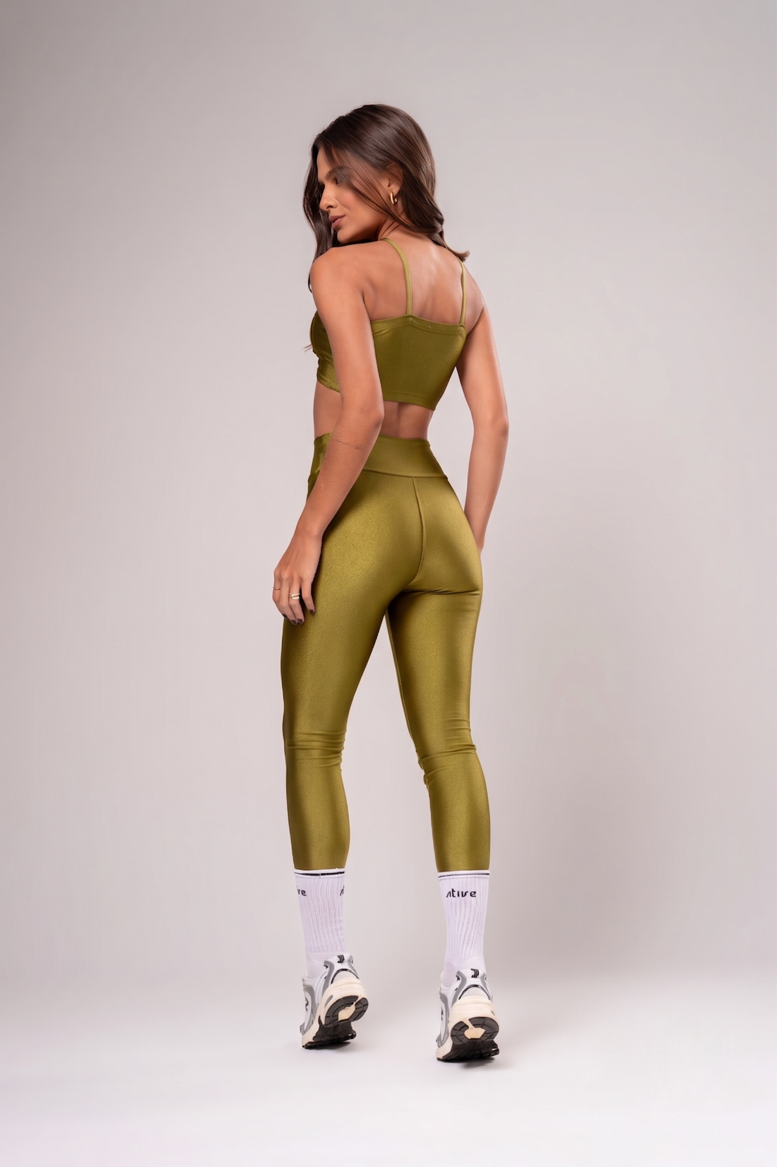 Conjunto Legging e Top Torcido Glow Oliva