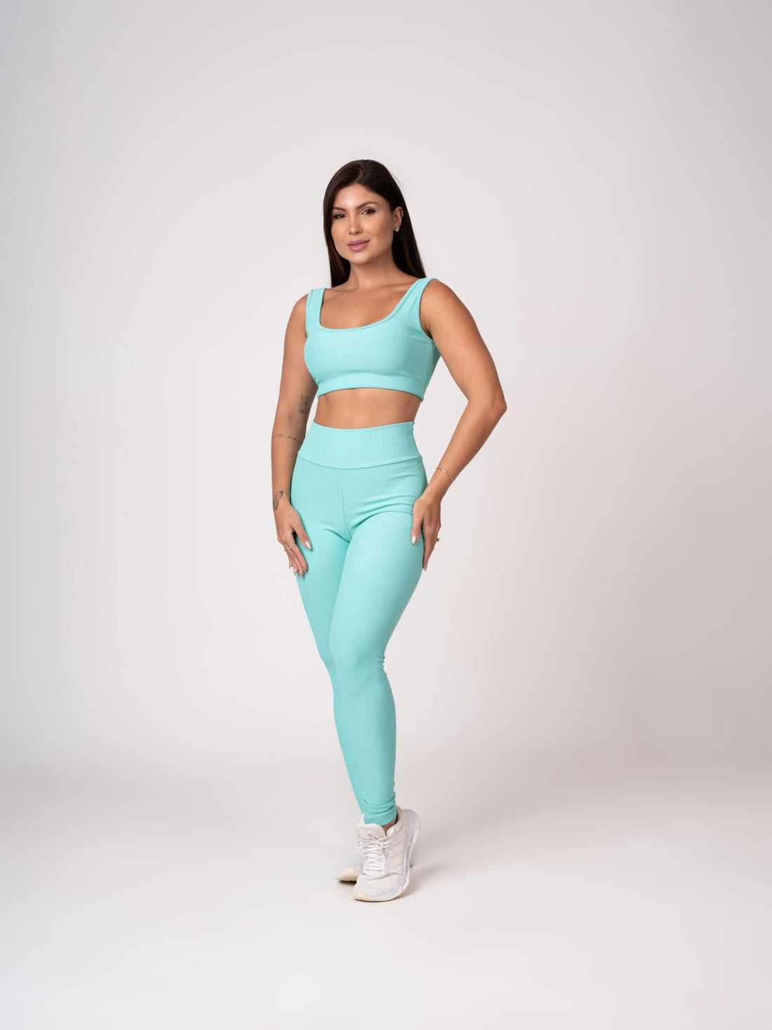 Conjunto Legging e Top Alças Retas Menta Flow