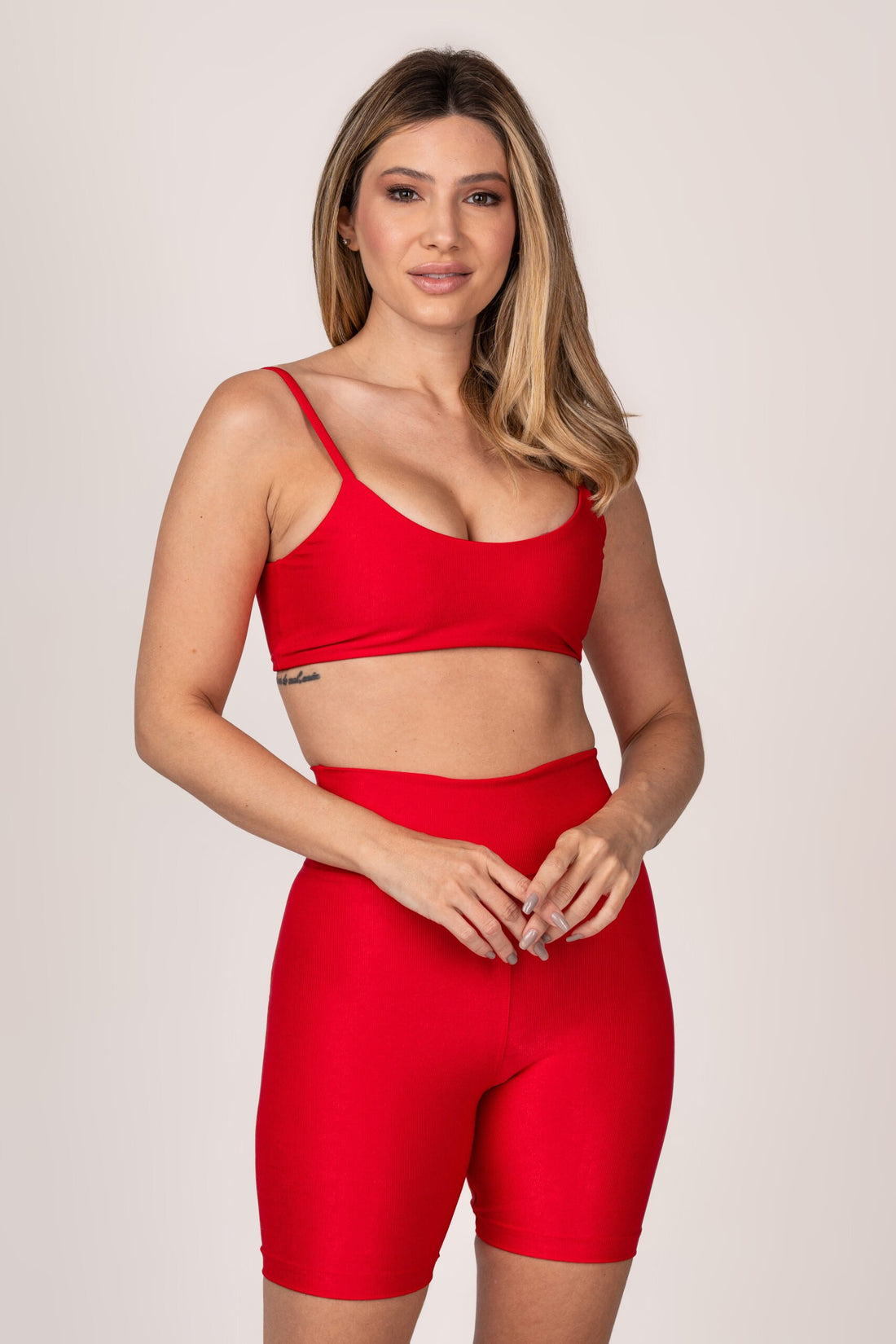 Conjunto Vermelho Short e Top Fita Lovers