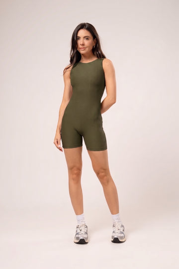 Macaquinho Halter Neck Flow Verde Oliva